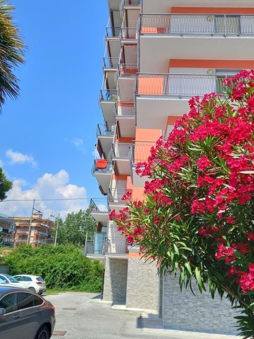 Apartamento Casa Tra Cielo E Mare Borghetto Santo Spirito